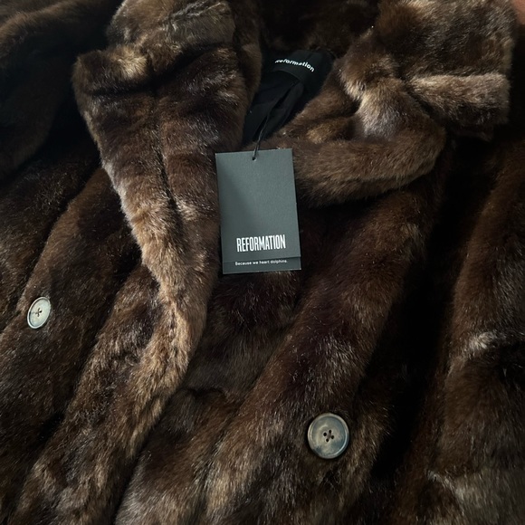 Reformation- Hank Faux Fur Coat - Picture 2 of 3